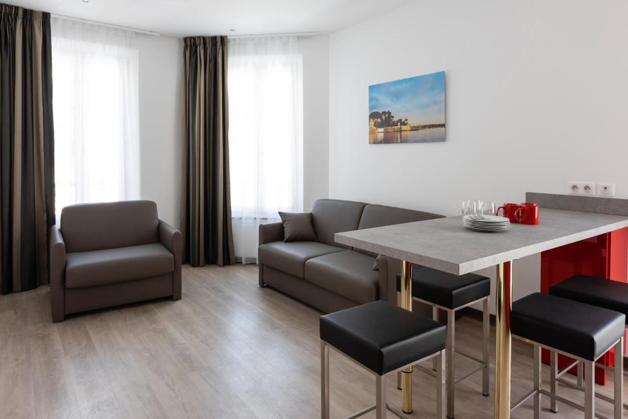 Appartements French Riviera Confidential Centre Ville Juan Les Pins Proche Des Plages Exterior foto